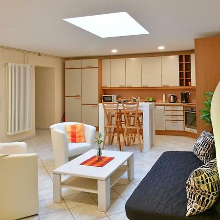 Annis Wohnschloesschen Apartment Mainhausen Bagian luar foto