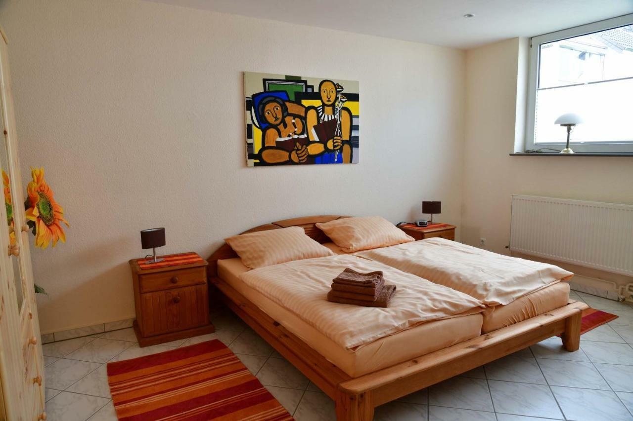 Annis Wohnschloesschen Apartment Mainhausen Bagian luar foto