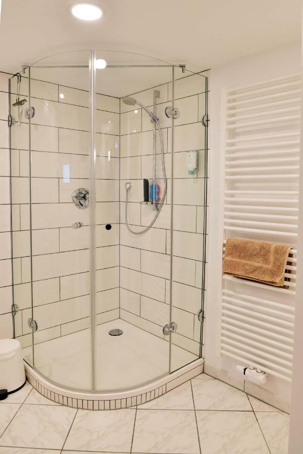 Annis Wohnschloesschen Apartment Mainhausen Bagian luar foto