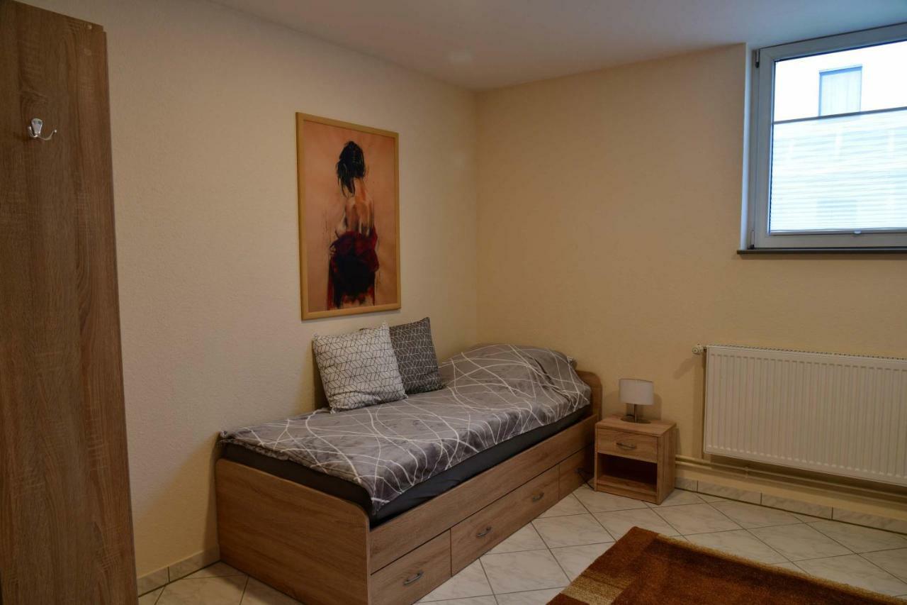 Annis Wohnschloesschen Apartment Mainhausen Bagian luar foto