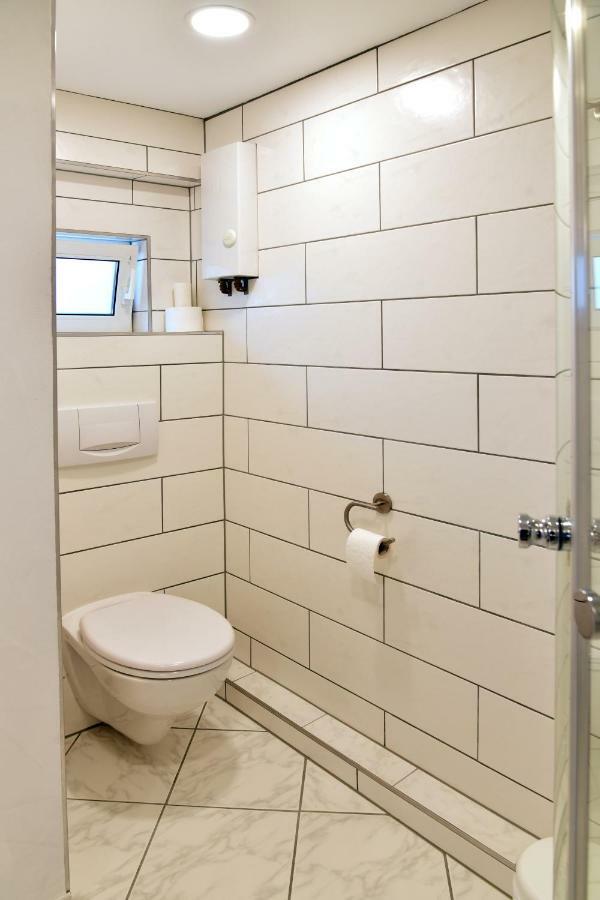 Annis Wohnschloesschen Apartment Mainhausen Bagian luar foto